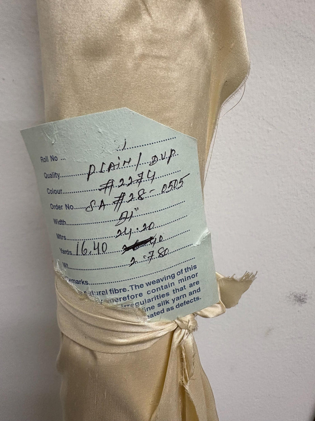 100% silk Taffeta Fabric - Ivory 2274 - 54" Width