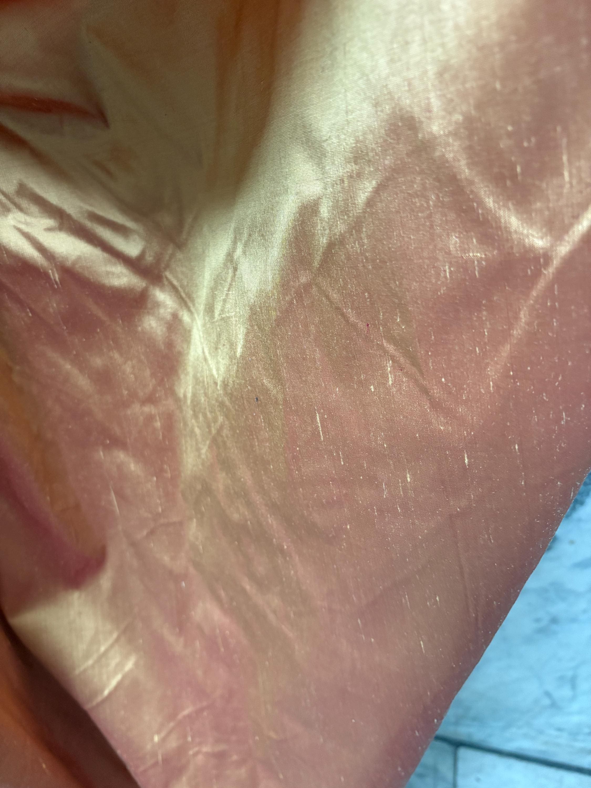 100% silk Taffeta fabric - Gold with red tone - 54" width