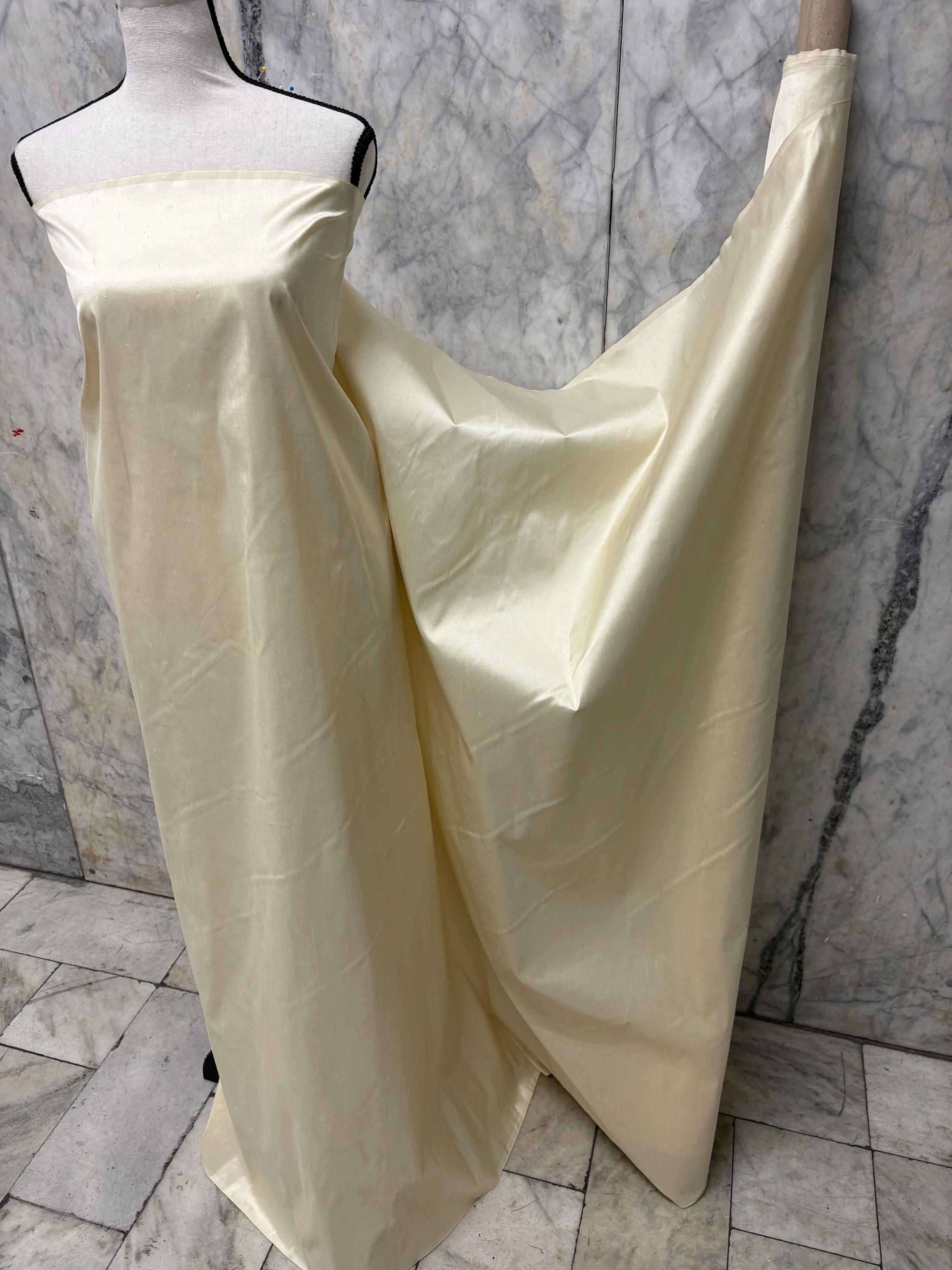 100% silk Taffeta Fabric - Ivory 2274 - 54" Width