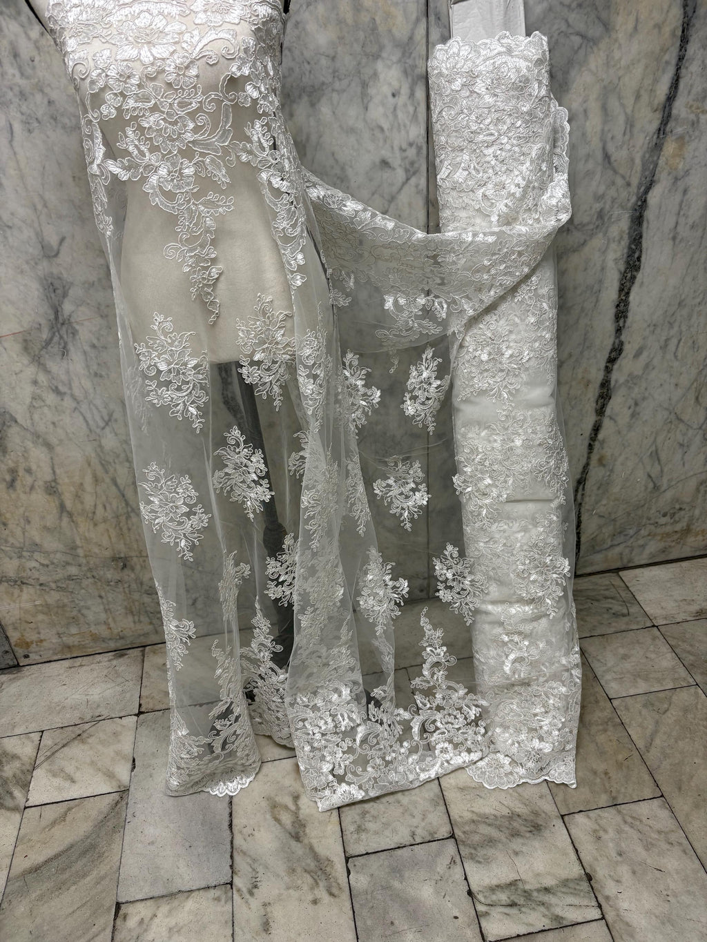Lace Fabric - Ivory - 49/50" Width - Ref. US50