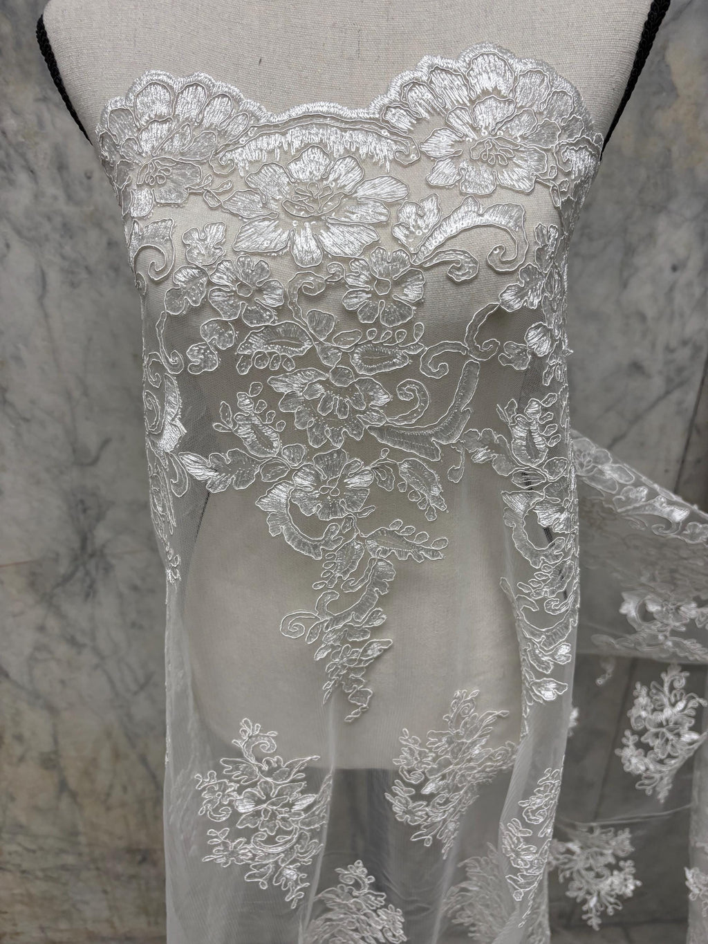 Lace Fabric - Ivory - 49/50" Width - Ref. US50