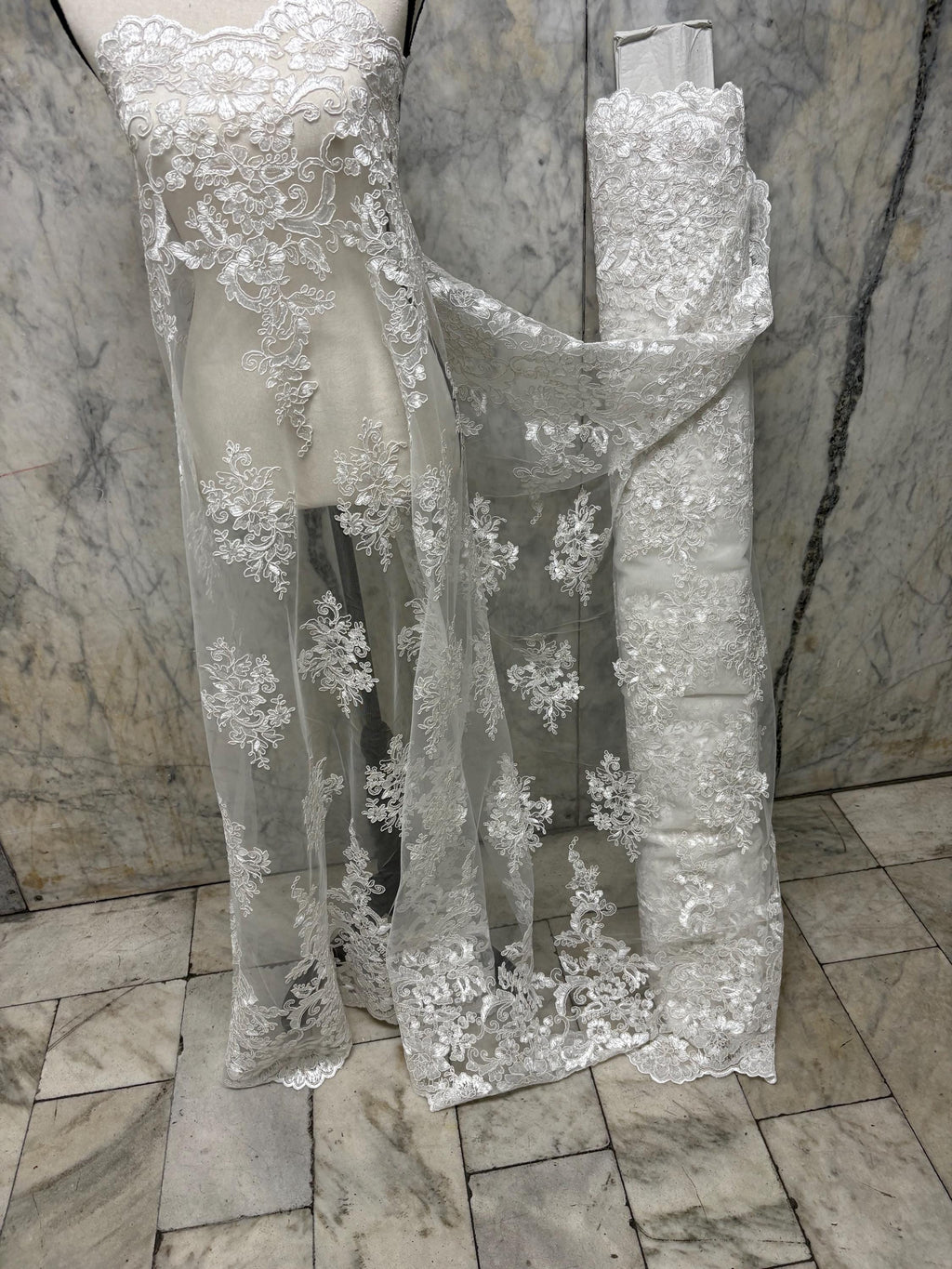 Lace Fabric - Ivory - 49/50" Width - Ref. US50