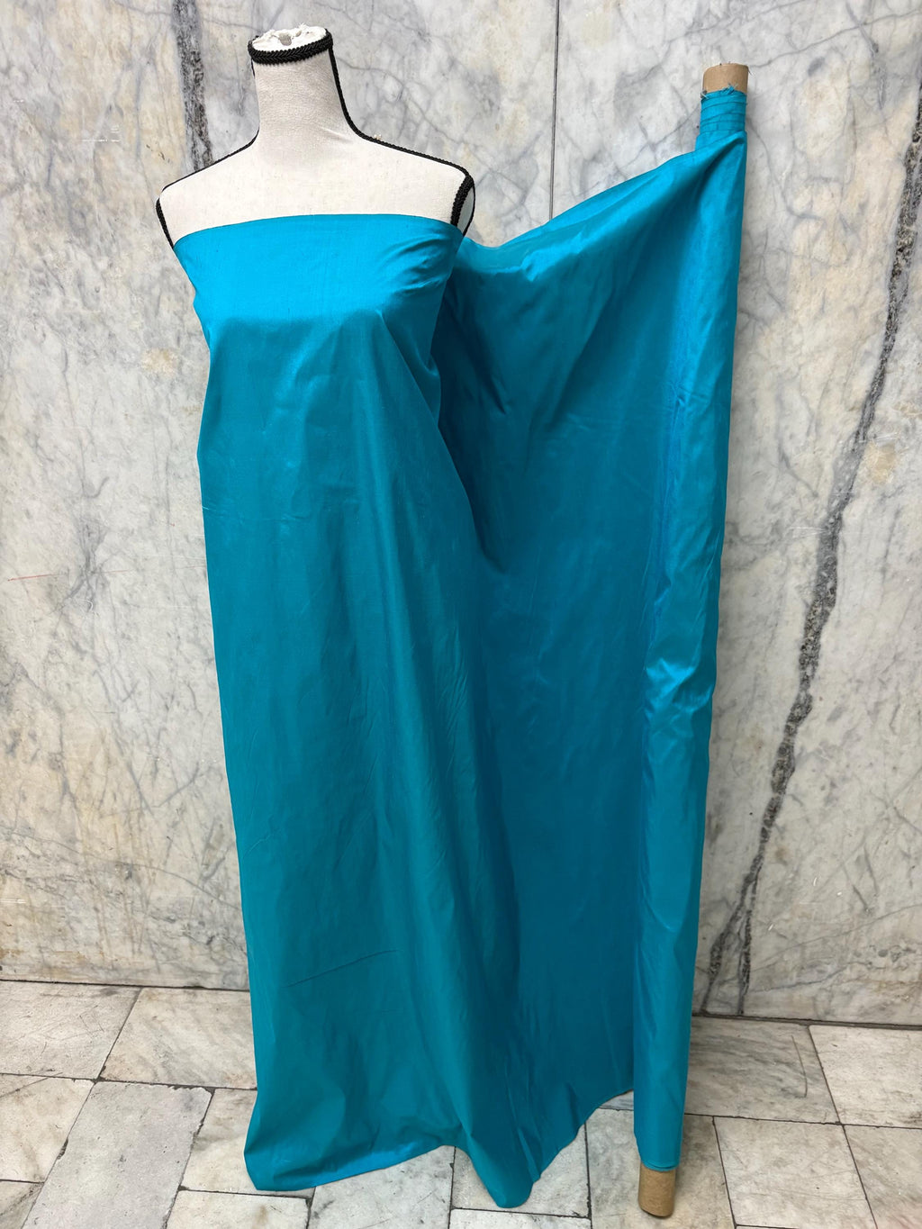 100% silk Taffeta fabric - Turquoise 2294 - 54" width