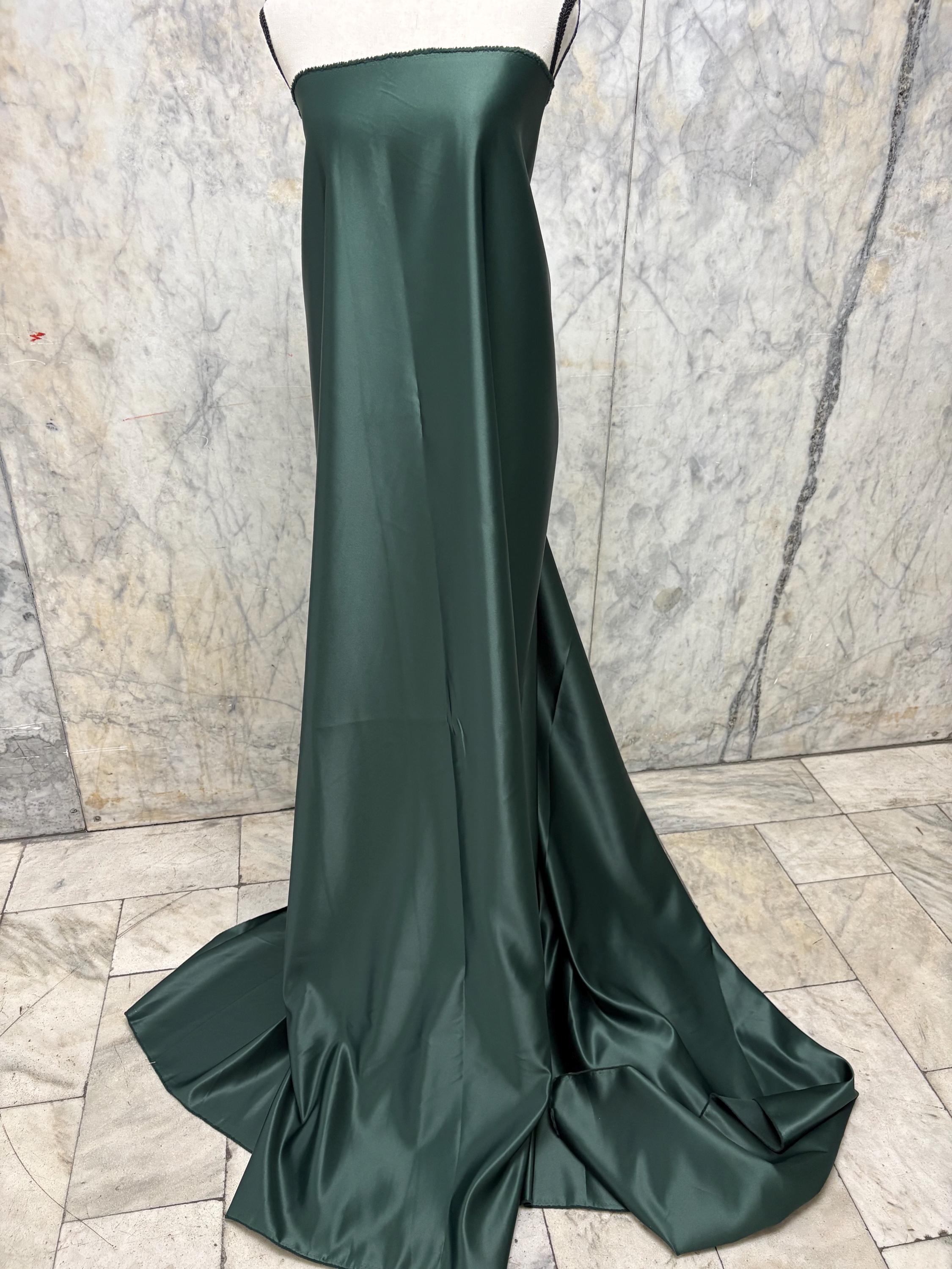 3 Yards Dull Bridal satin fabric - Hunter Green - 58" Width - Ref. 396Nas