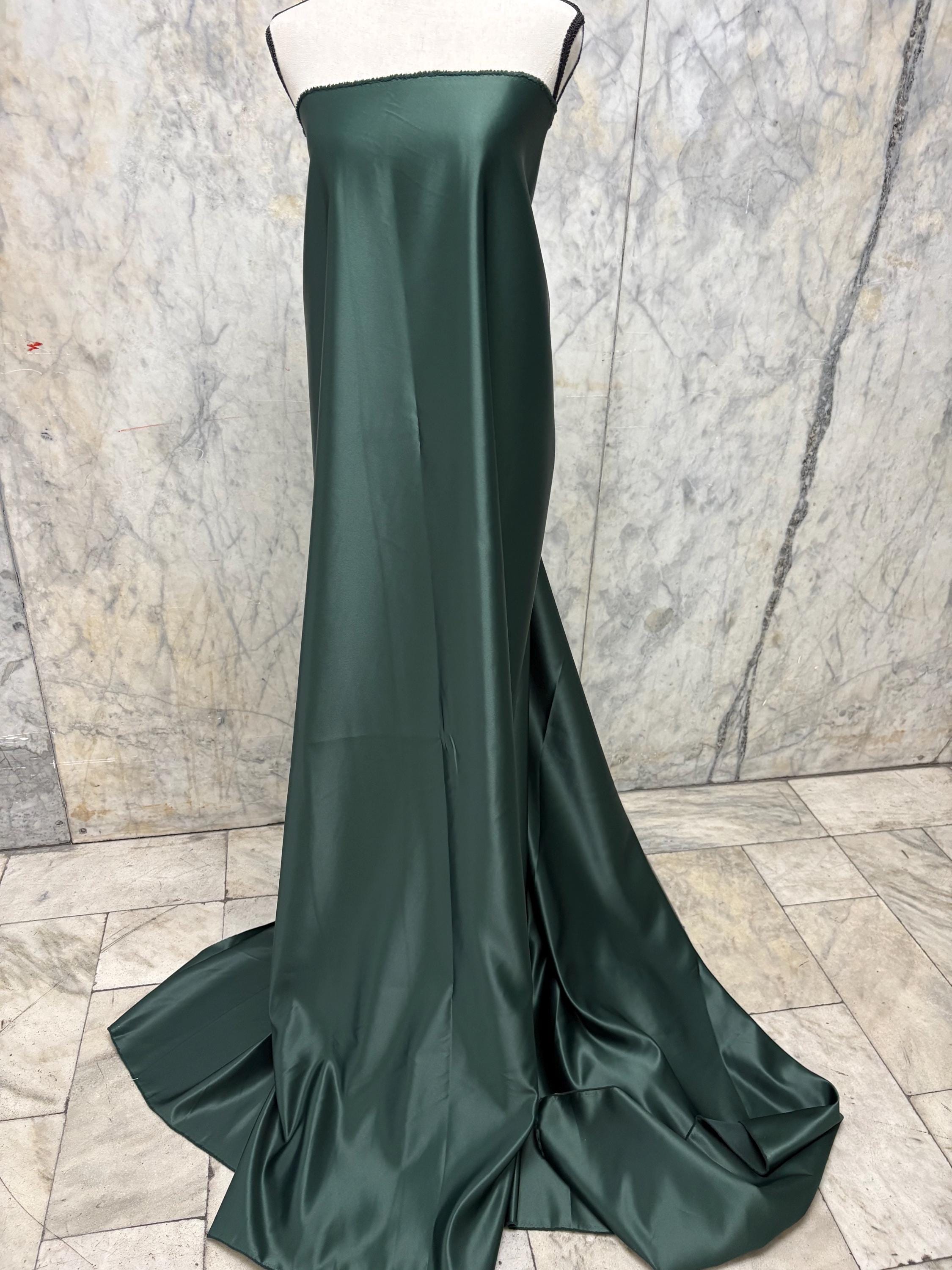 3 Yards Dull Bridal satin fabric - Hunter Green - 58" Width - Ref. 396Nas