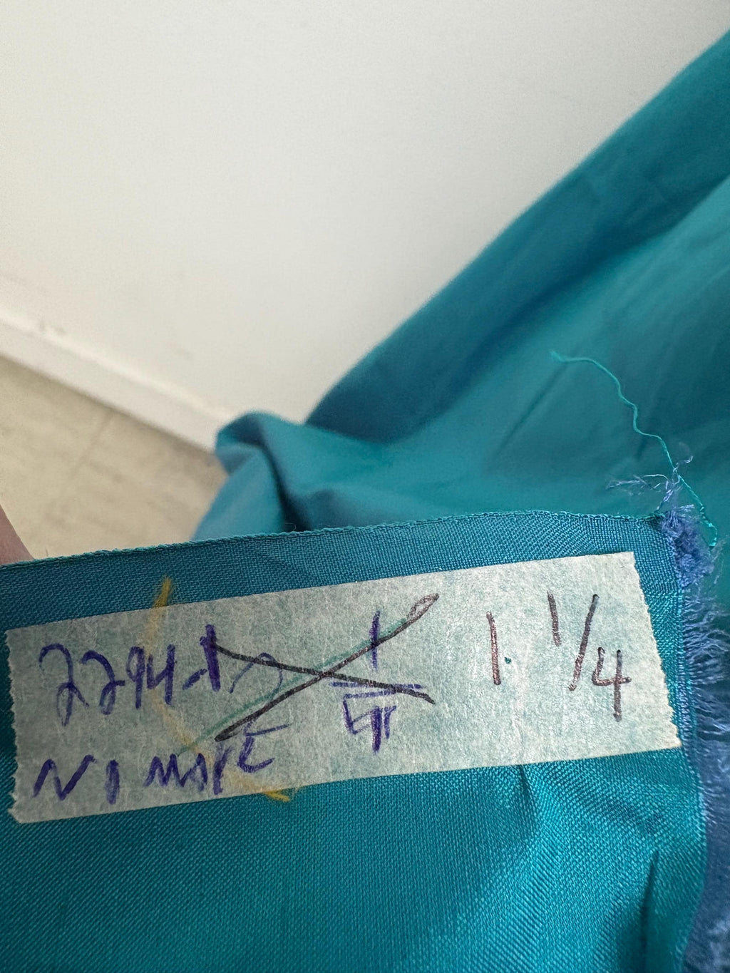 1.25 yards - 100% silk Taffeta fabric - Turquoise - 54" width - Ref. 2294-1