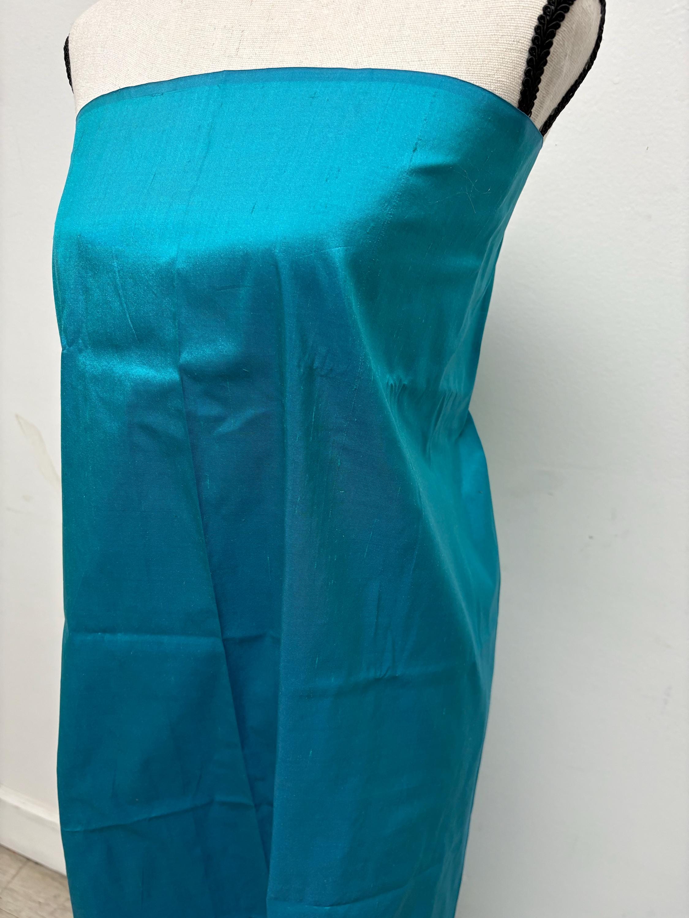1.25 yards - 100% silk Taffeta fabric - Turquoise - 54" width - Ref. 2294-1