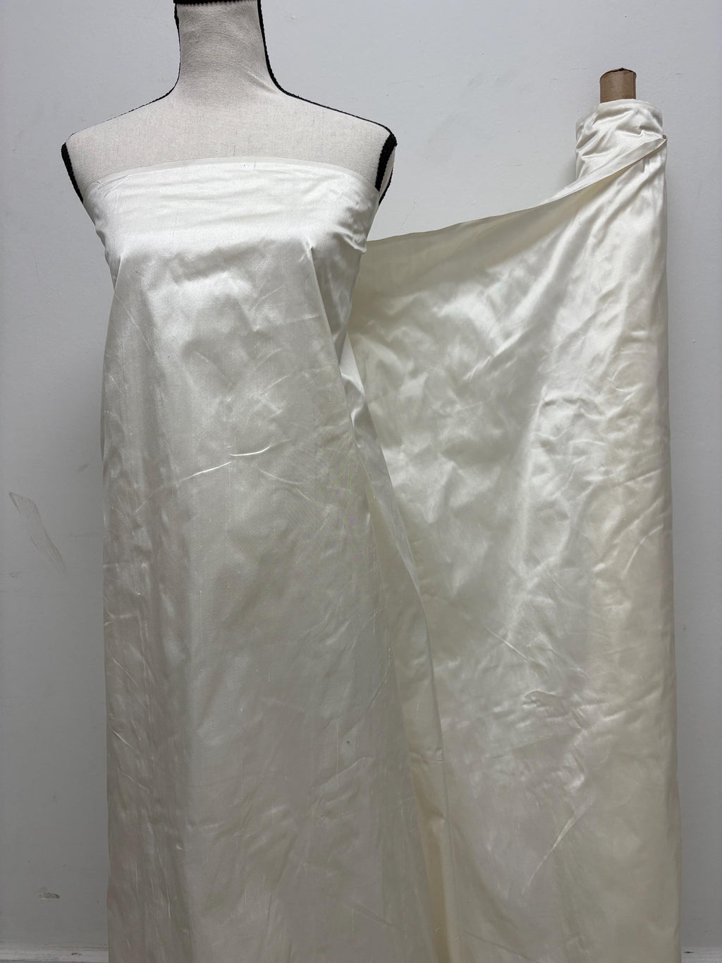 100% silk Dupioni fabric - Ivory - 54" width - Ref. 2273(2)