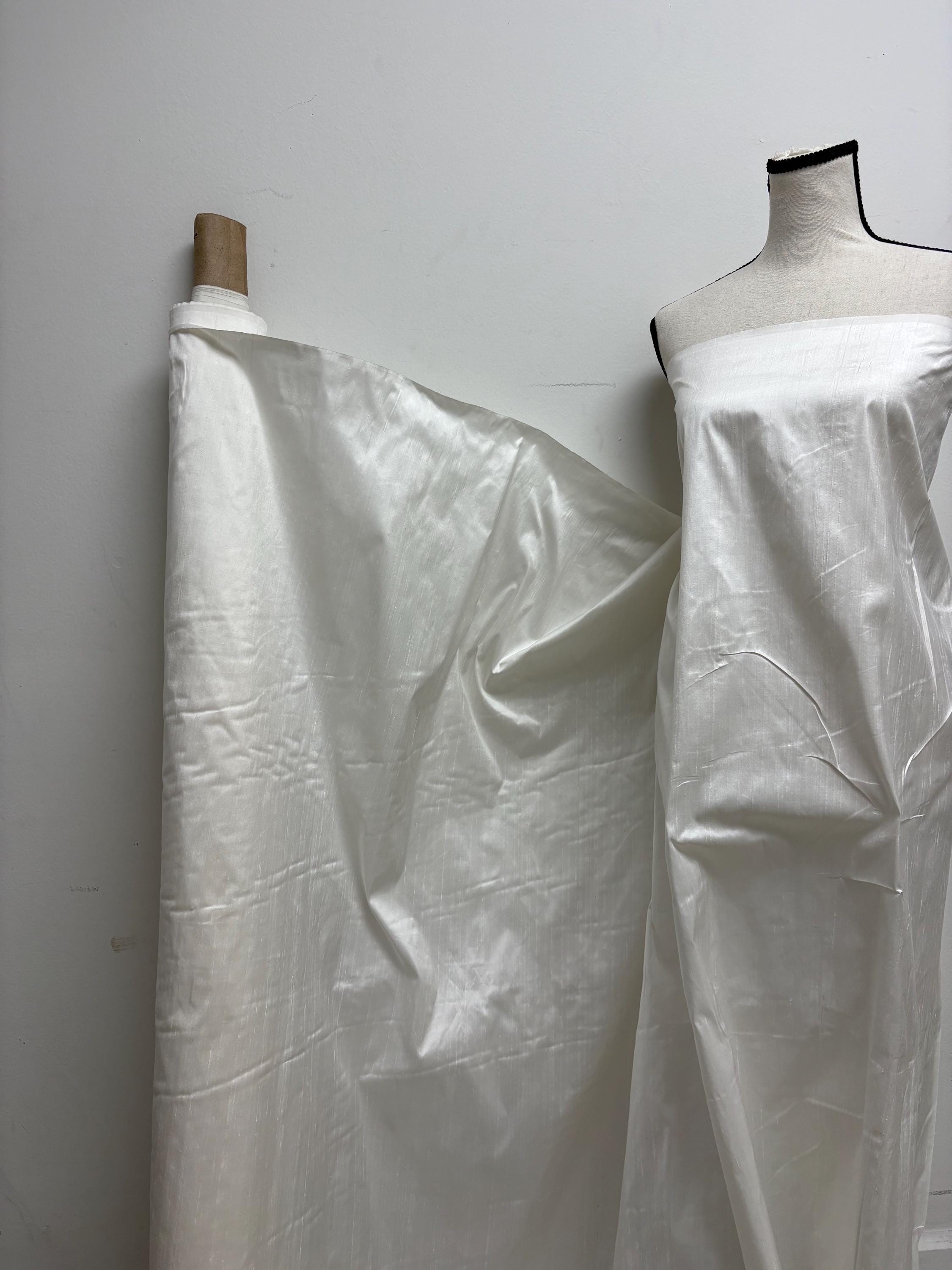 100% silk Dupioni fabric - Off white - 54" Width - Ref. 2273 NAS