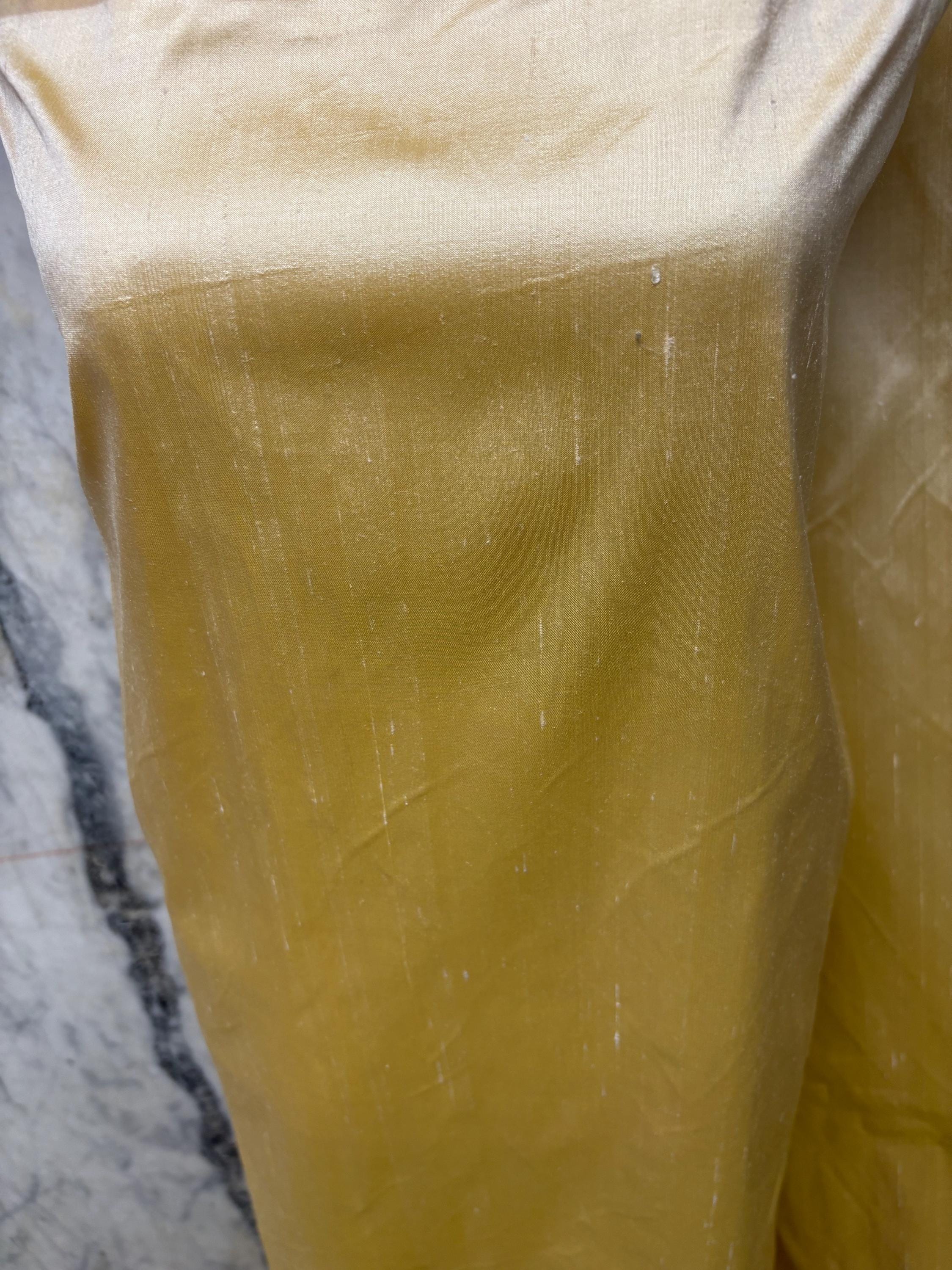 100% silk Taffeta fabric - Light Gold - 54" width - ref. 2282