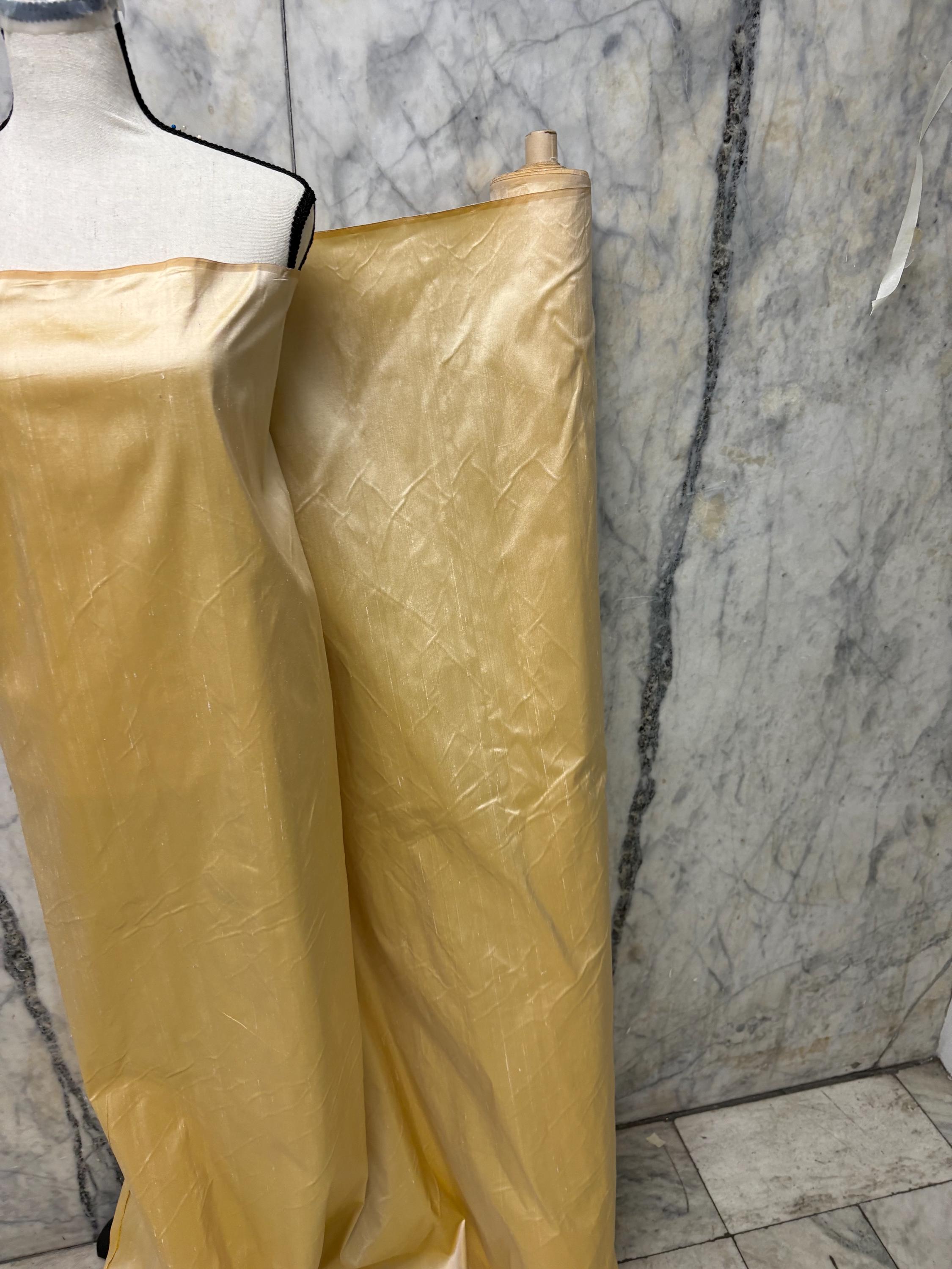 100% silk Taffeta fabric - Light Gold - 54" width - ref. 2282