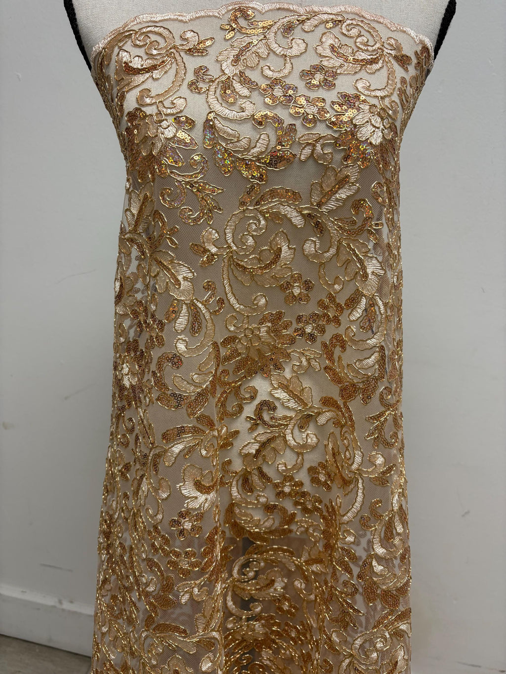 Lace fabric - Gold champagne - 49" Width - Design: 5386 BNG