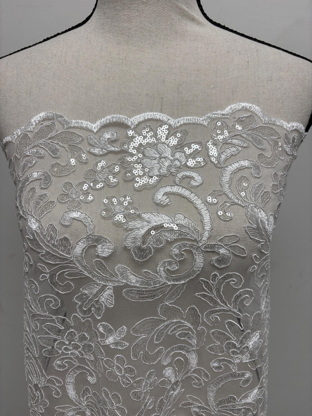 Lace fabric - White - 49" Width - Design: 5386 BNG
