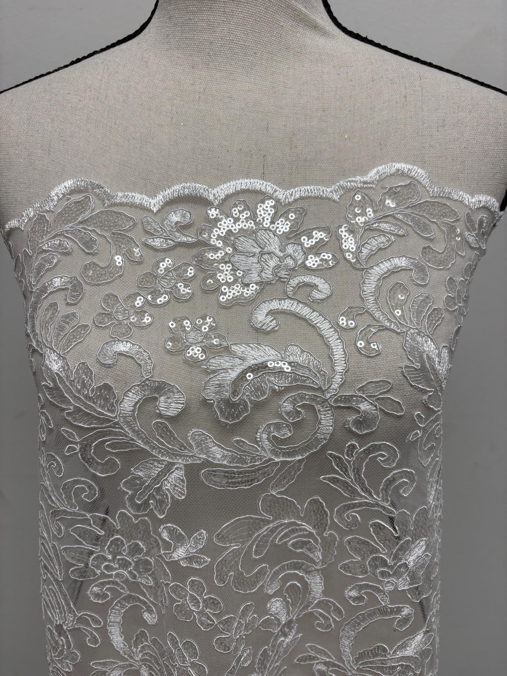 Lace fabric - White - 49" Width - Design: 5386 BNG