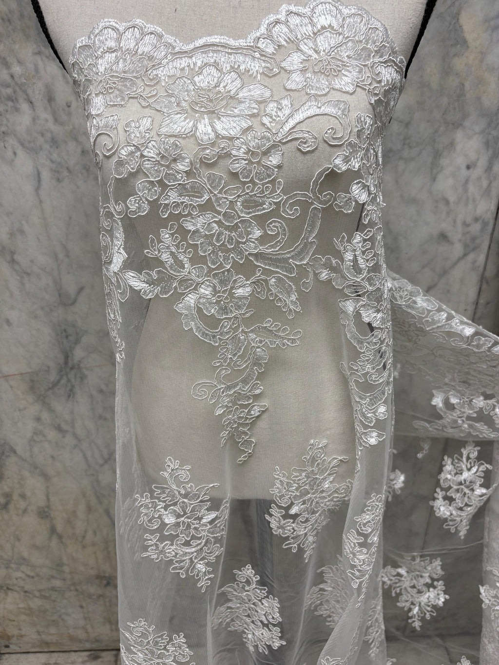 Lace Fabric - Ivory - 49/50" Width - Ref. US50