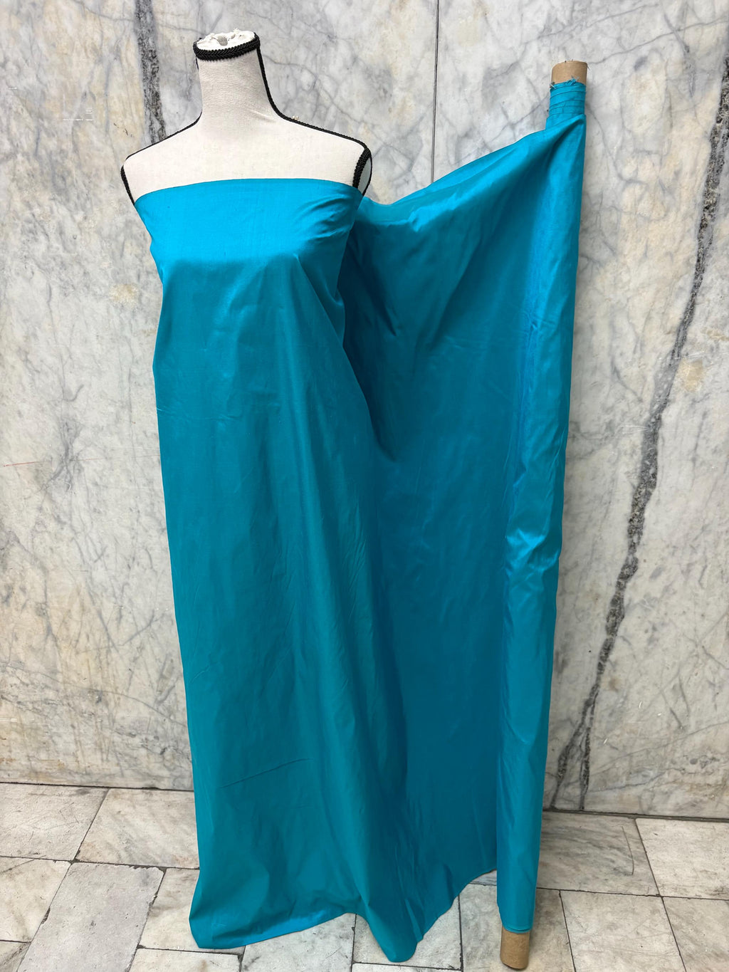 100% silk Taffeta fabric - Turquoise 2294 - 54" width