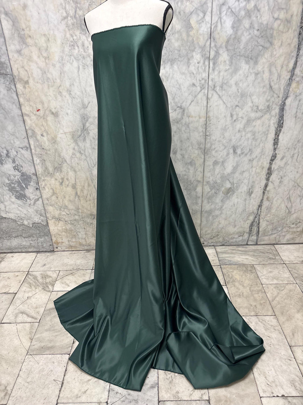 3 Yards Dull Bridal satin fabric - Hunter Green - 58" Width - Ref. 396Nas