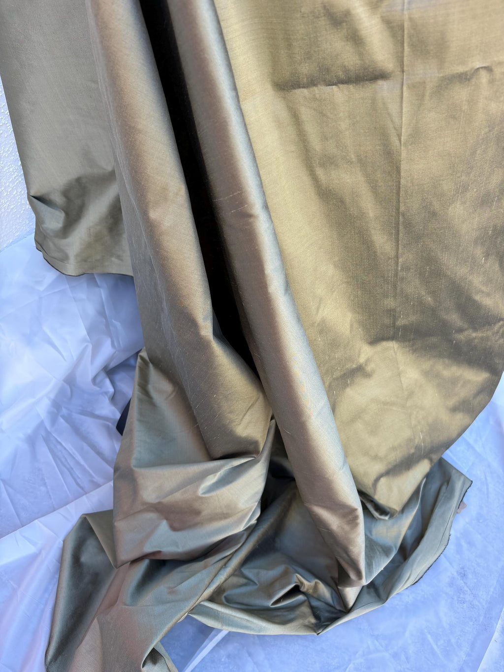 100% silk Dupioni taffeta fabric - Olive - 54" width - Ref 2241
