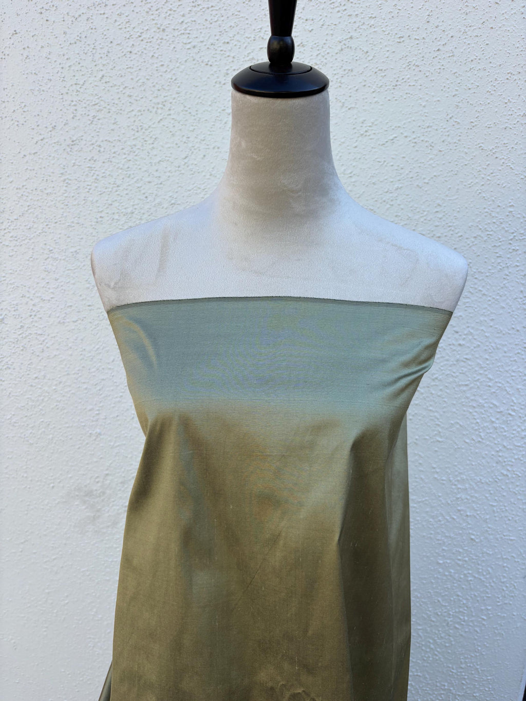 100% silk Dupioni taffeta fabric - Olive - 54" width - Ref 2241