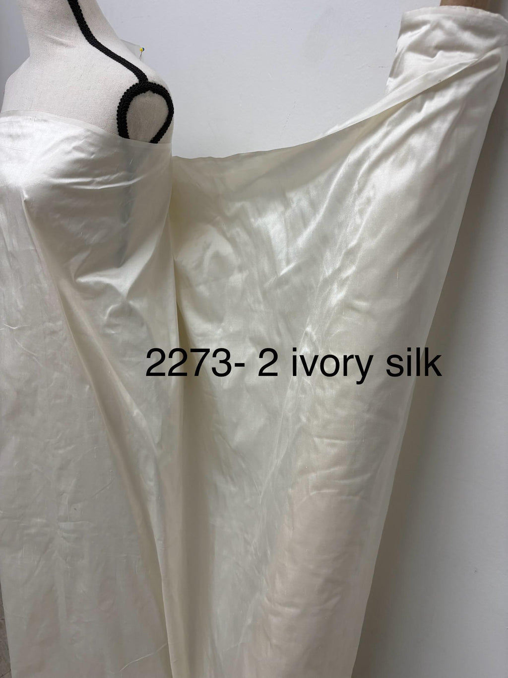100% silk Dupioni fabric - Ivory - 54" width - Ref. 2273(2)