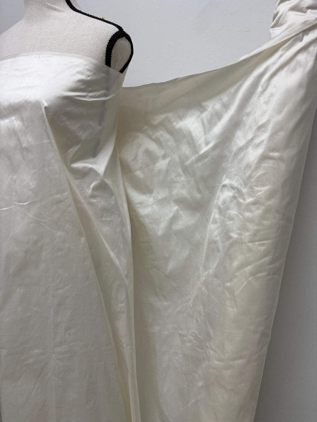 100% silk Dupioni fabric - Ivory - 54" width - Ref. 2273(2)