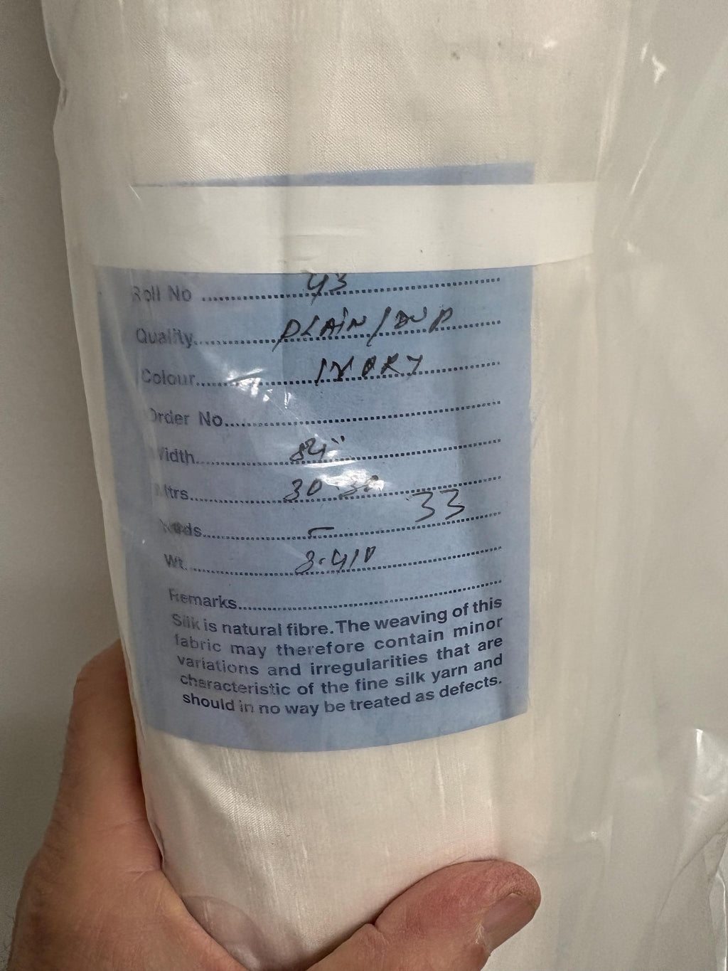 100% silk Dupioni fabric - Off white - 54" Width - Ref. 2273 NAS