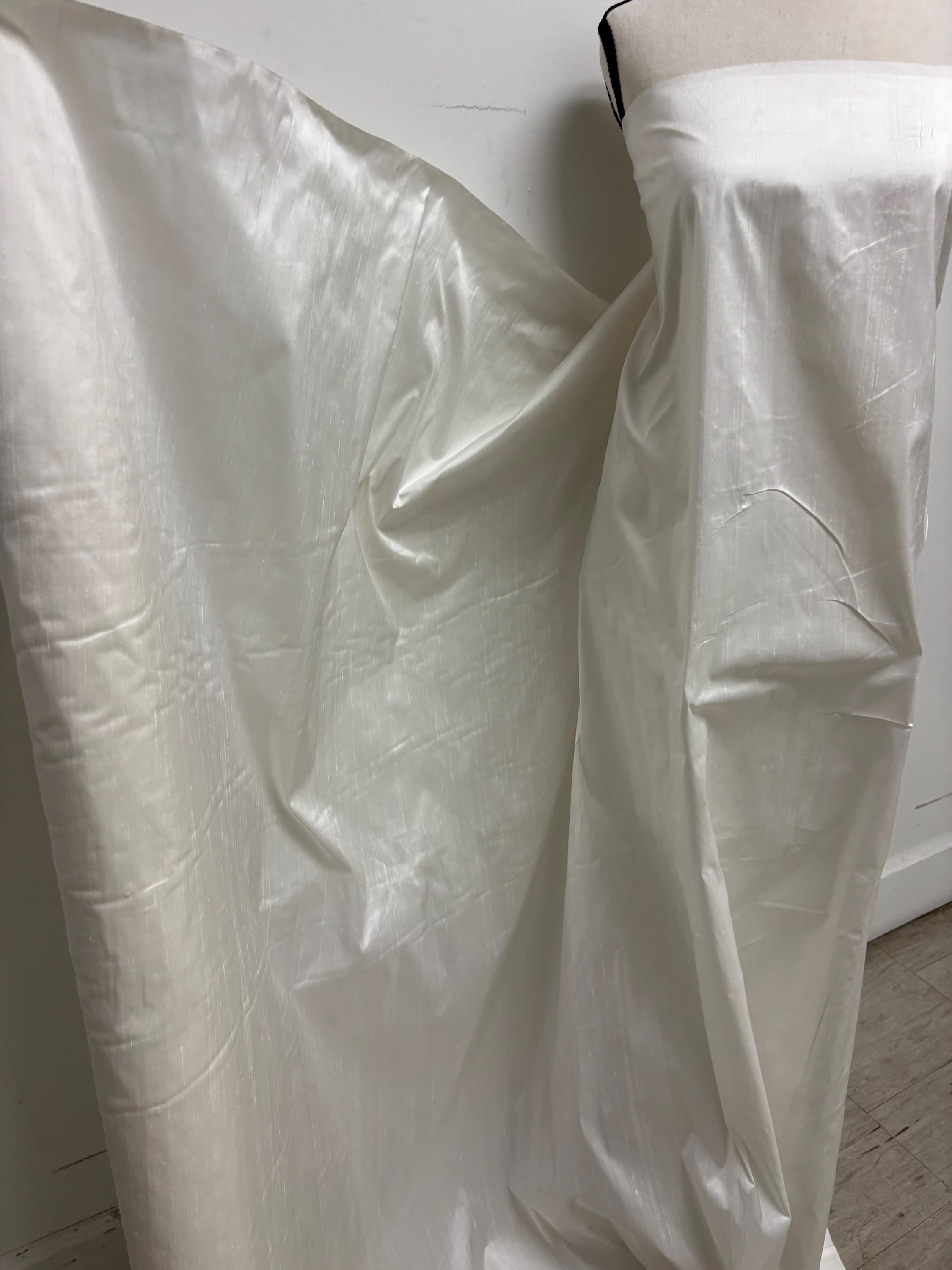100% silk Dupioni fabric - Off white - 54" Width - Ref. 2273 NAS