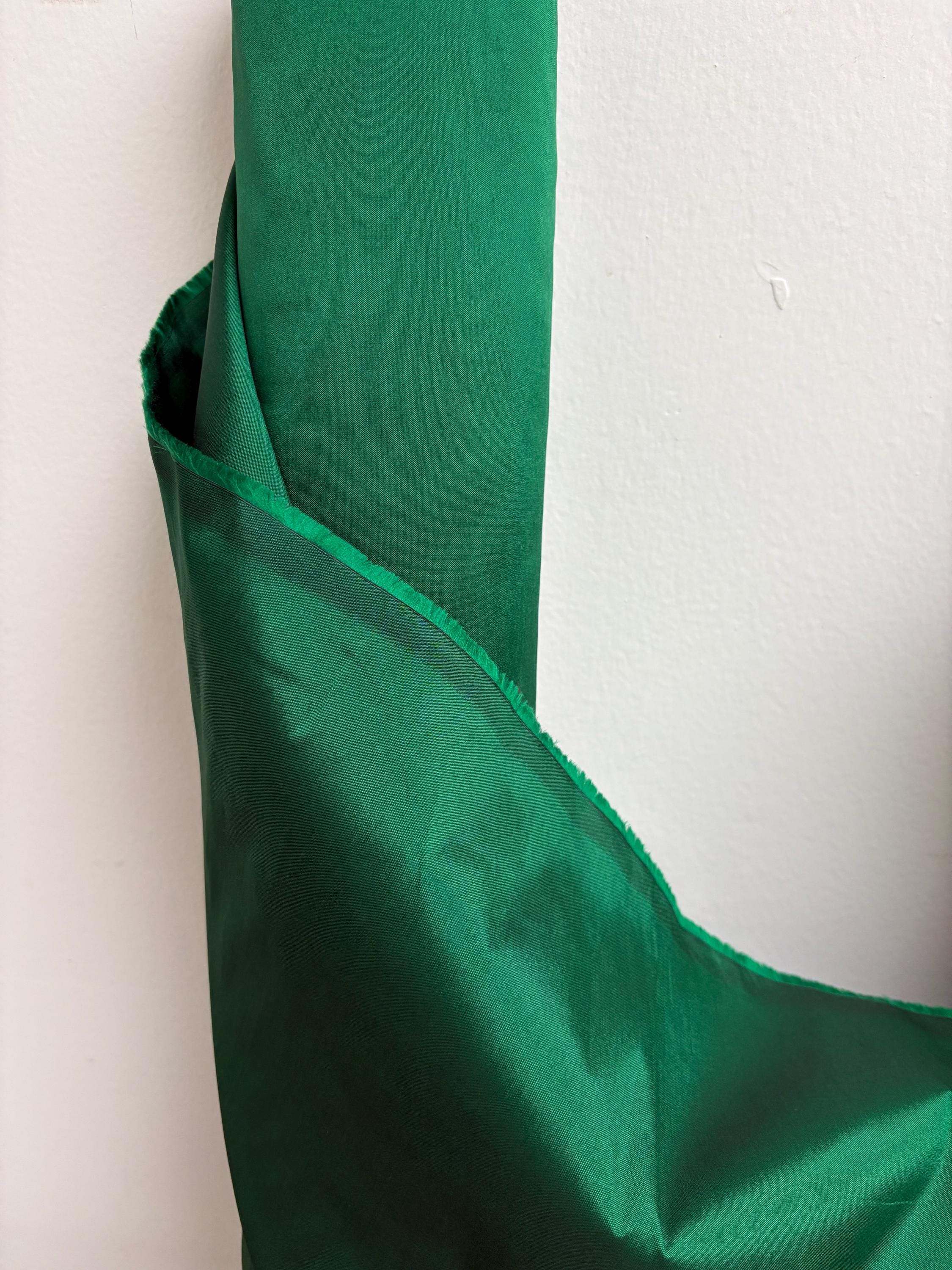 Taffeta Fabric - Green 078 - 54" Width - Ref. Sonia 078.