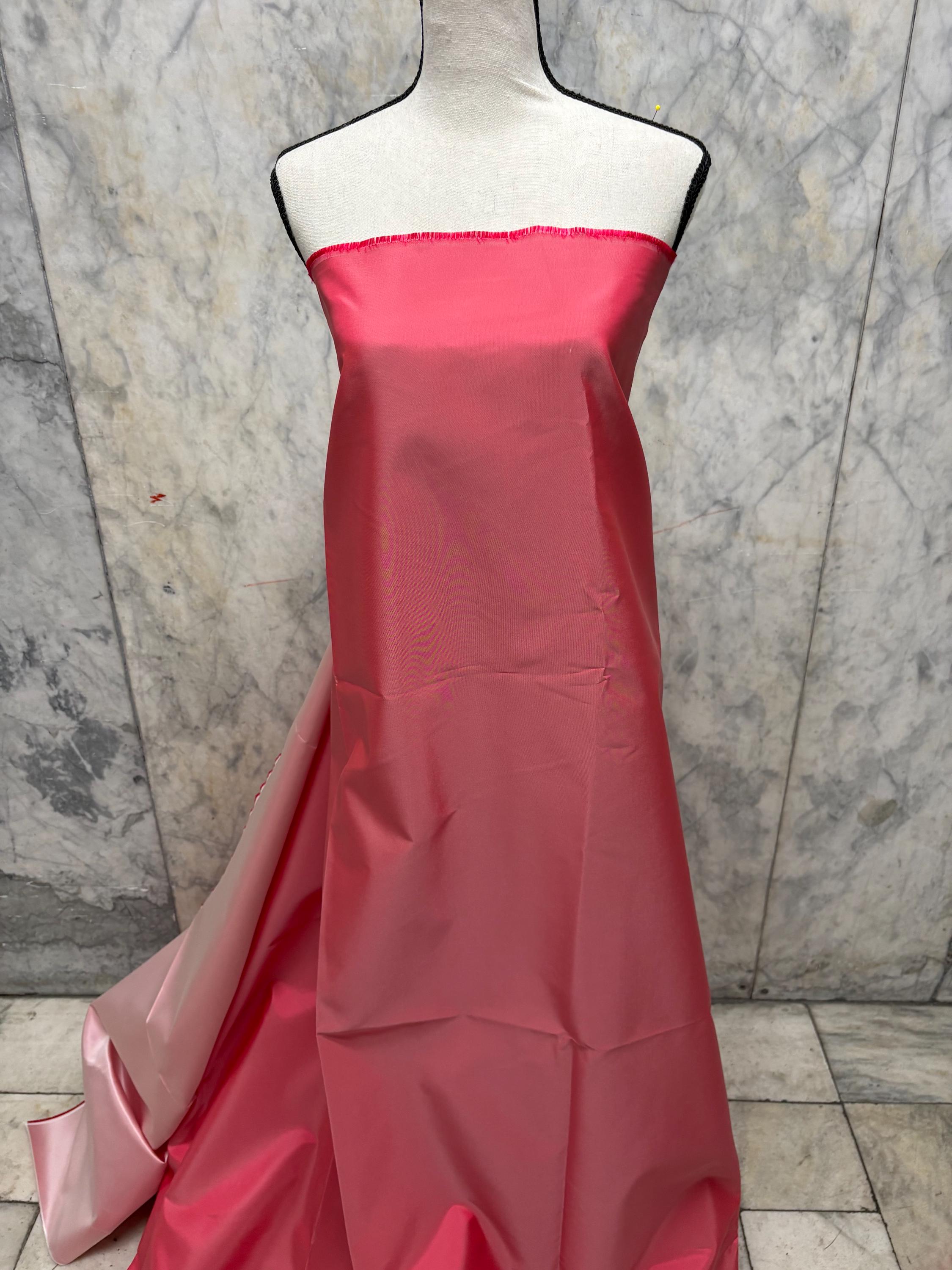 Two tone Taffeta fabric - Melon/Light pink - 59" Width