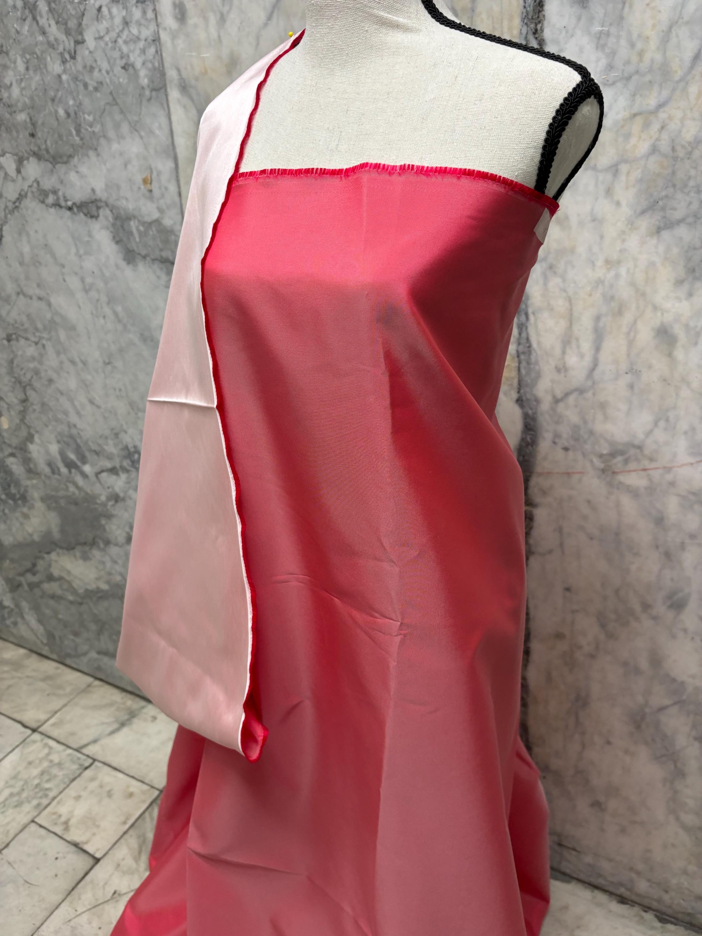 Two tone Taffeta fabric - Melon/Light pink - 59" Width