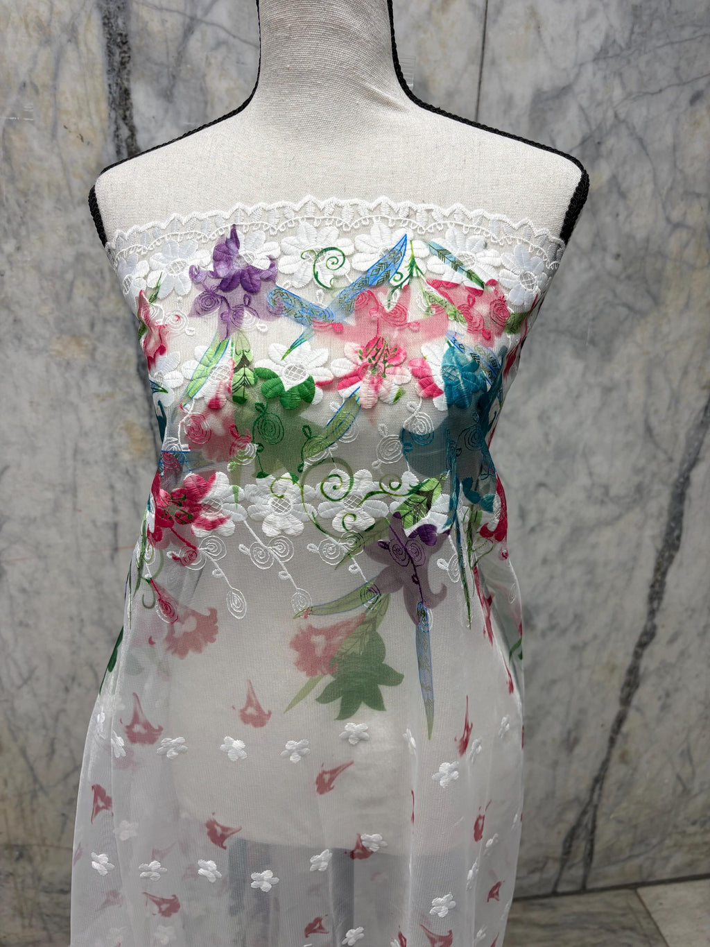 Lace fabric - Floral Muti color - 49" Width - Ref. TW