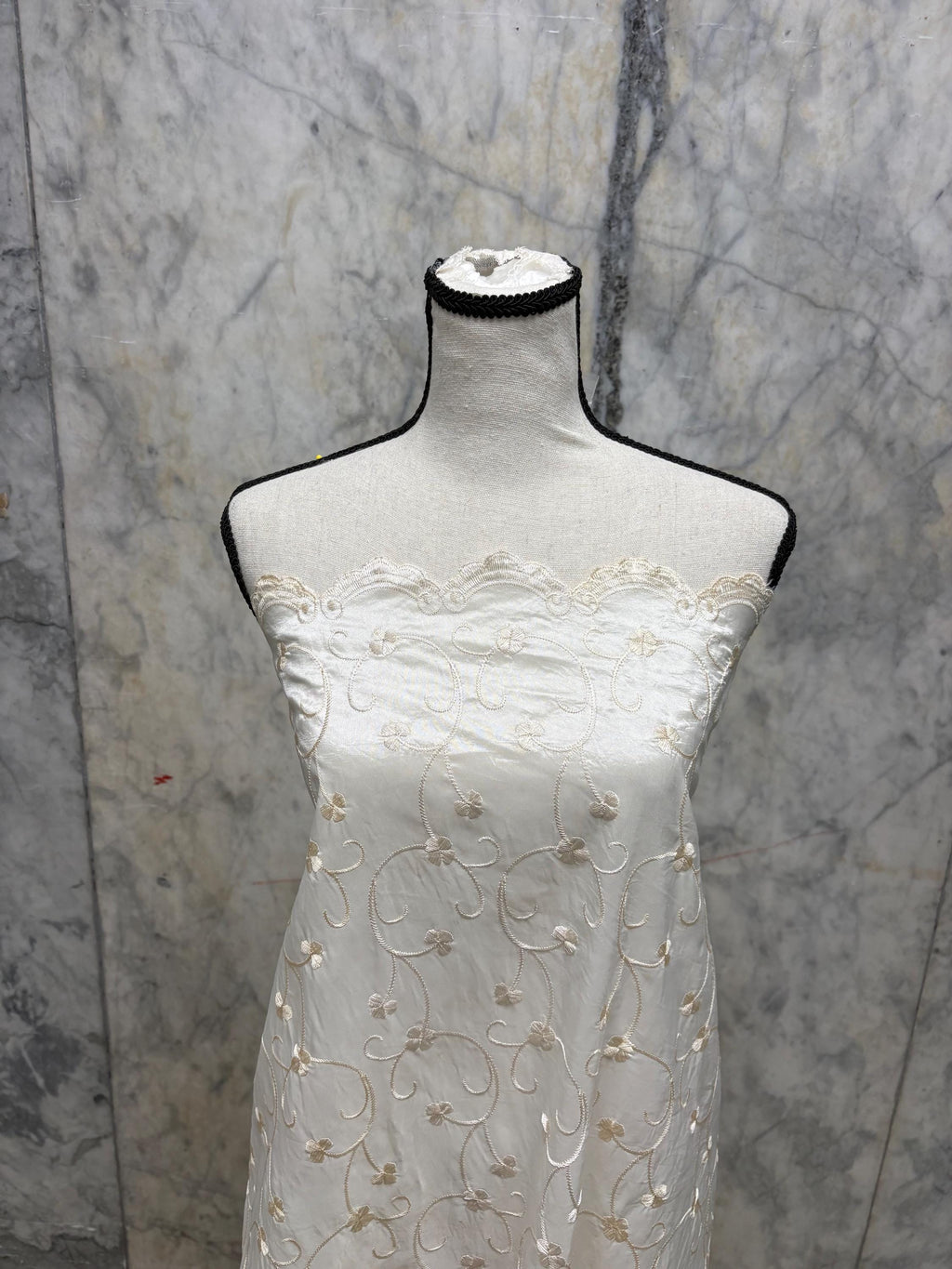 Eyelet Embroidery Taffeta Fabric - Ivory - 48" Width - Ref. NAS