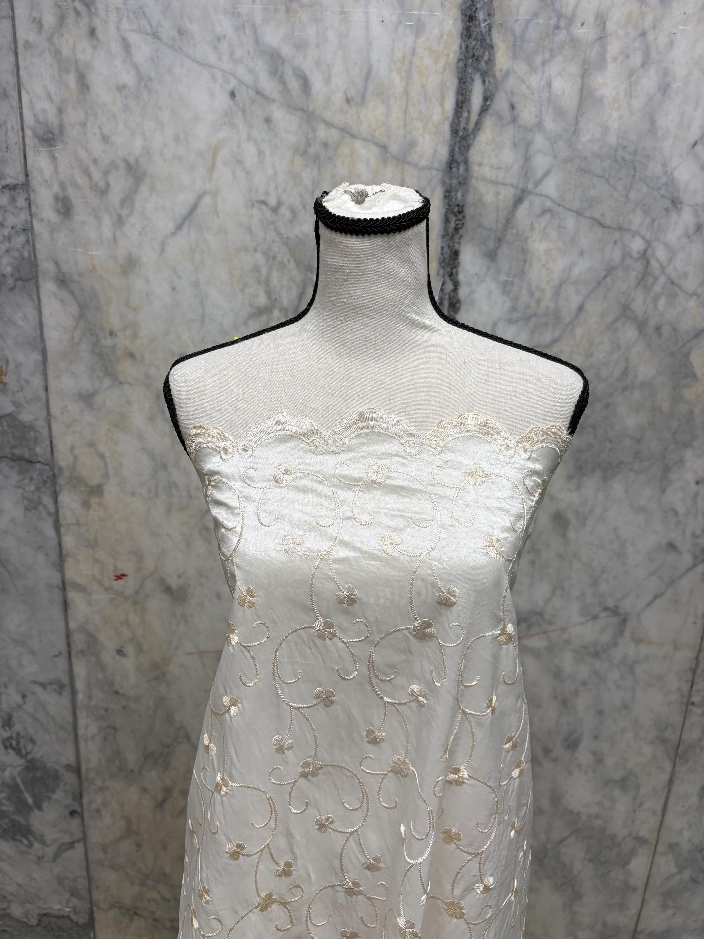 Eyelet Embroidery Taffeta Fabric - Ivory - 48" Width - Ref. NAS