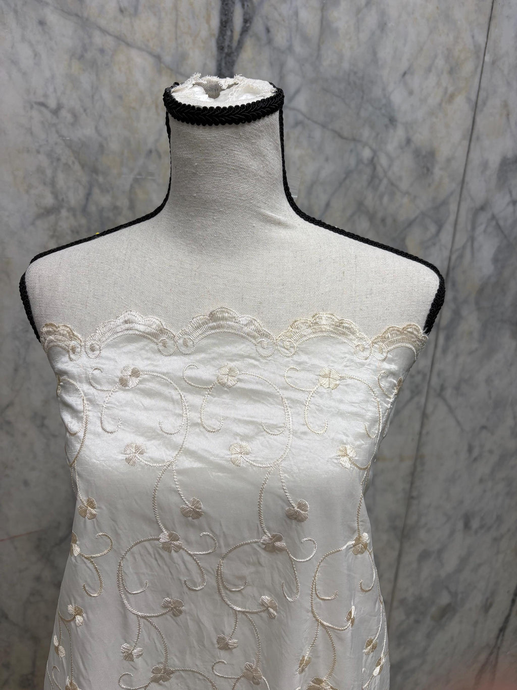 Eyelet Embroidery Taffeta Fabric - Ivory - 48" Width - Ref. NAS