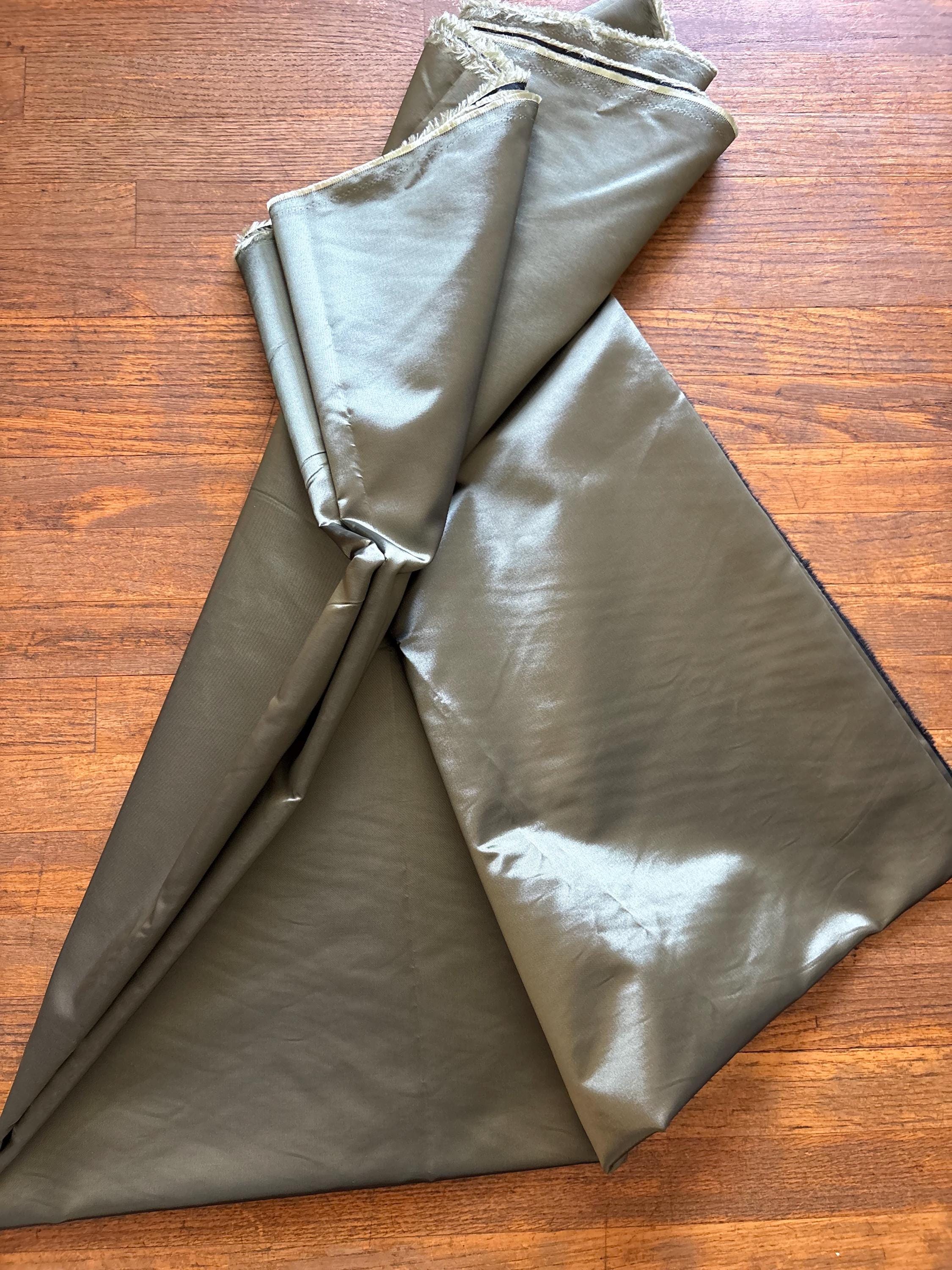 3.5 yards Two tone Taffeta fabric - Olive/Black - 59" Width