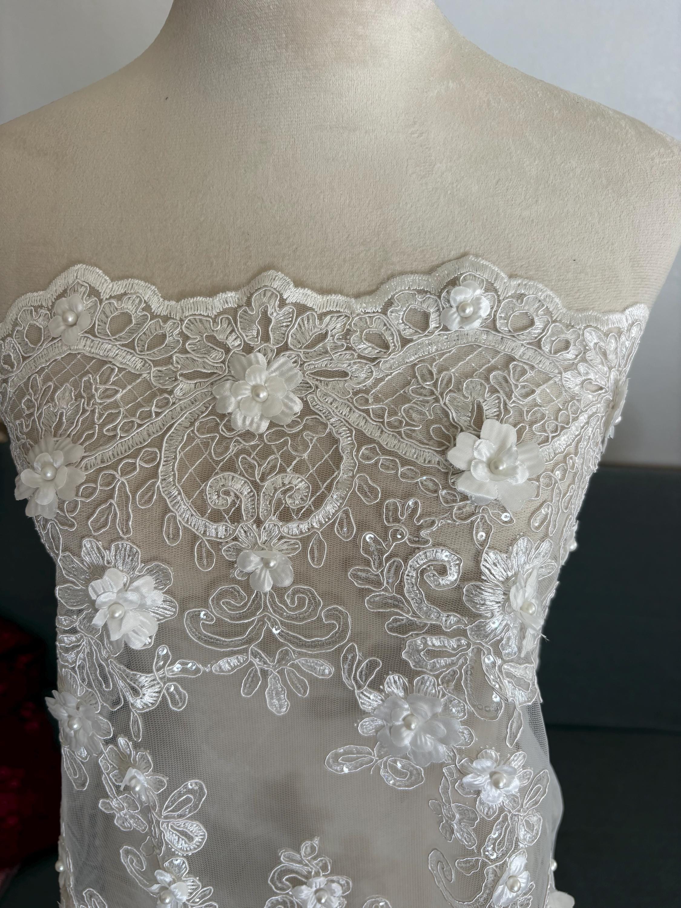 3D Bridal Lace fabric - Offwhite - 49" Width - Embridery sequince Double scalopped with Beads