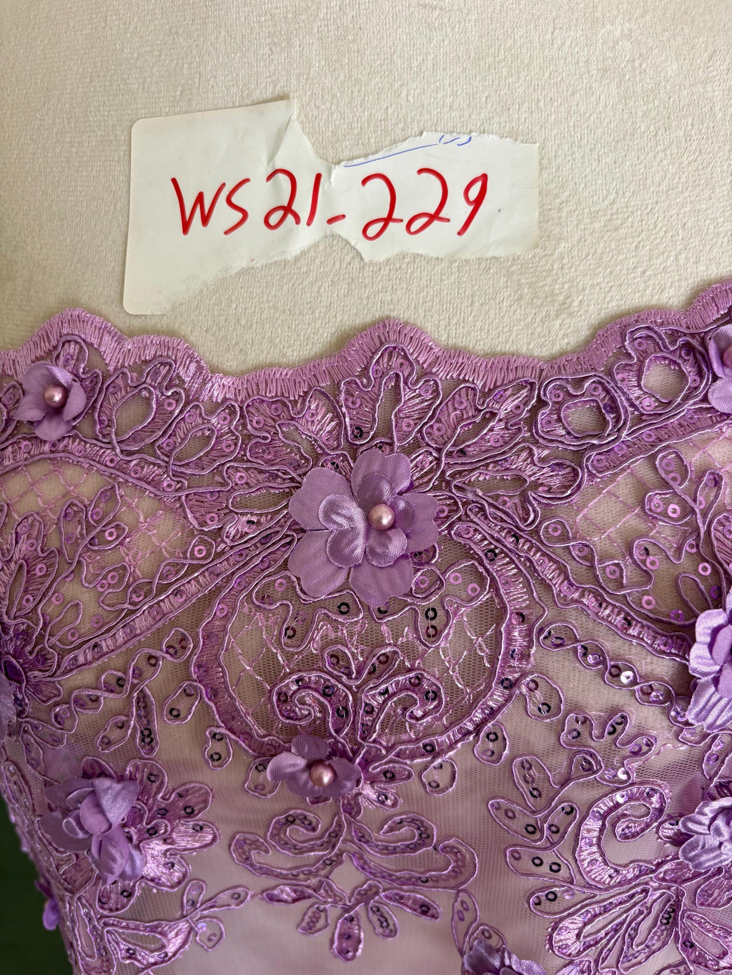 3D Bridal Lace fabric - Lavender - 49" Width - Embridery sequince Double scalopped with Beads