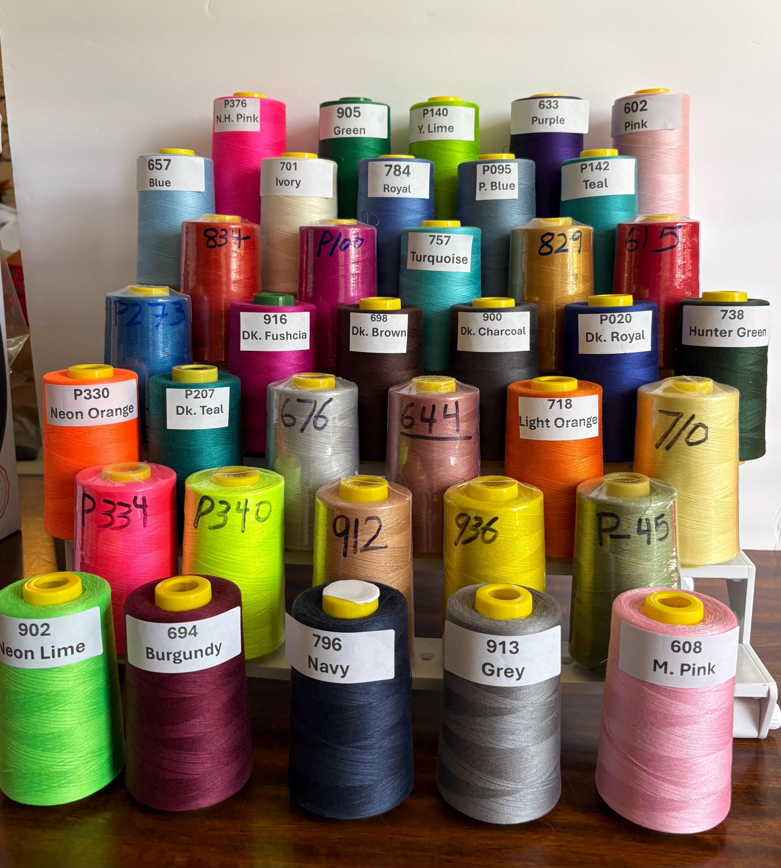 Sewing threads - Colors - polyester - 130 gram per cone, 4200 yards - size 24T