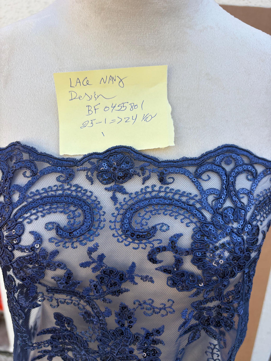 Lace Fabric - Navy - 49" Width - Ref.BF0455801