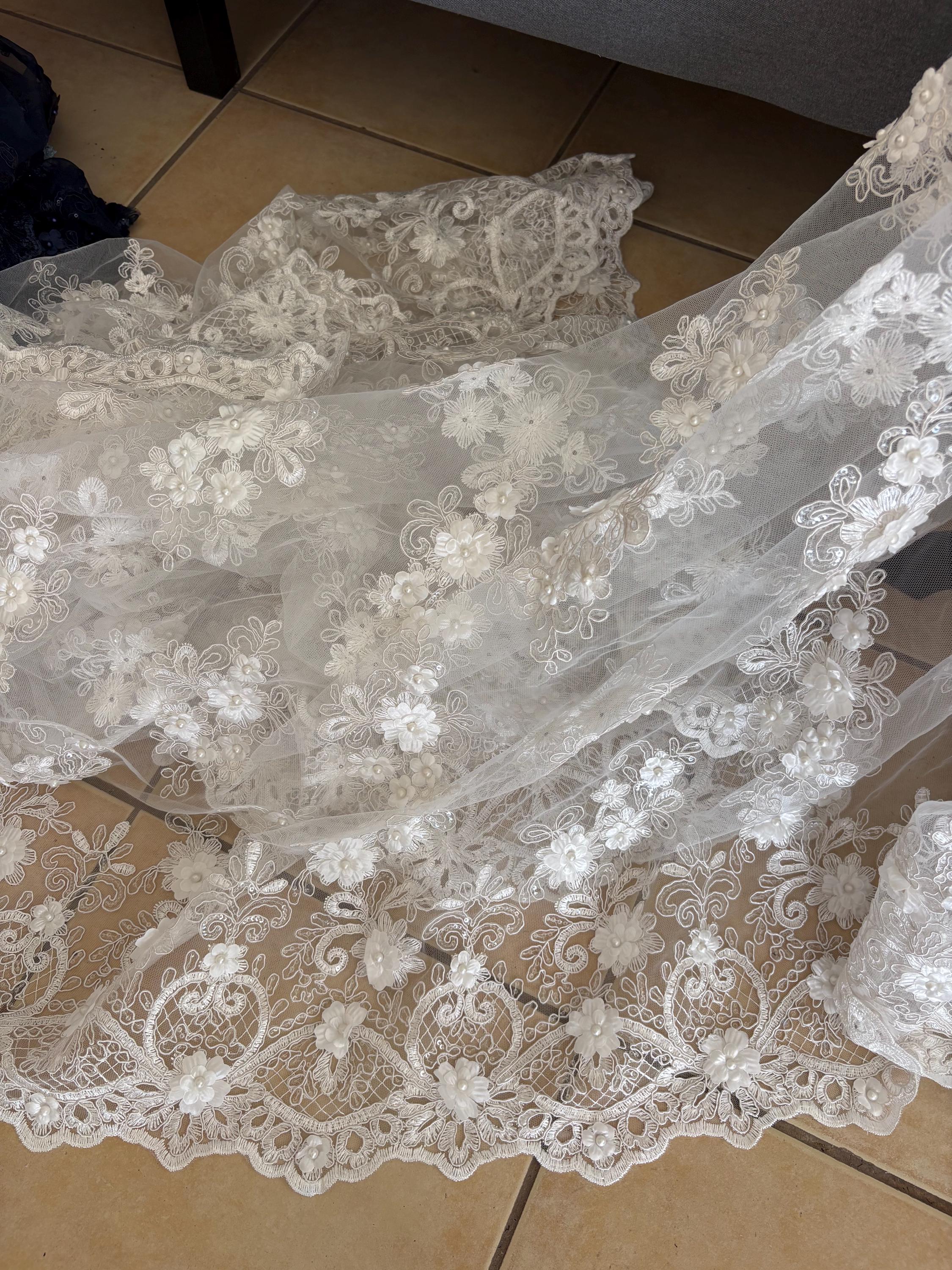 3D Bridal Lace fabric - Offwhite - 49" Width - Embridery sequince Double scalopped with Beads