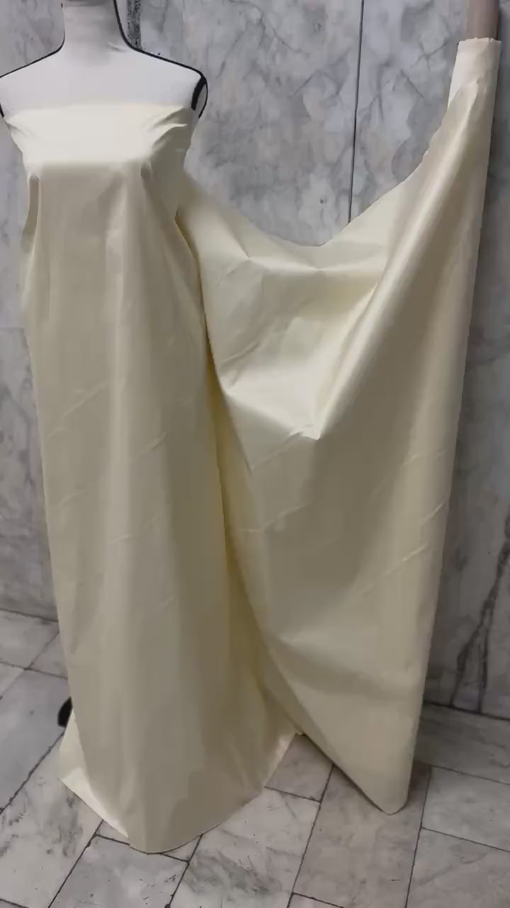 100% silk Taffeta Fabric - Ivory 2274 -  54" Width
