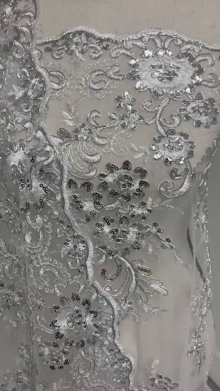 3 yards cut Lace color Silver. Double scalloped sequence embroidered width 49/50 inches. condition New. sell by yard. Des: Eu 230325 016 BNG